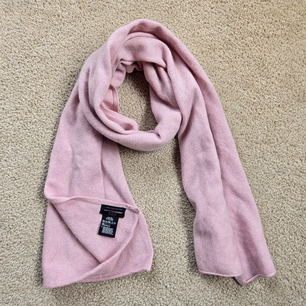 COS Cashmere Scarf Pink Knit Oblong - Picture 2 of 9
